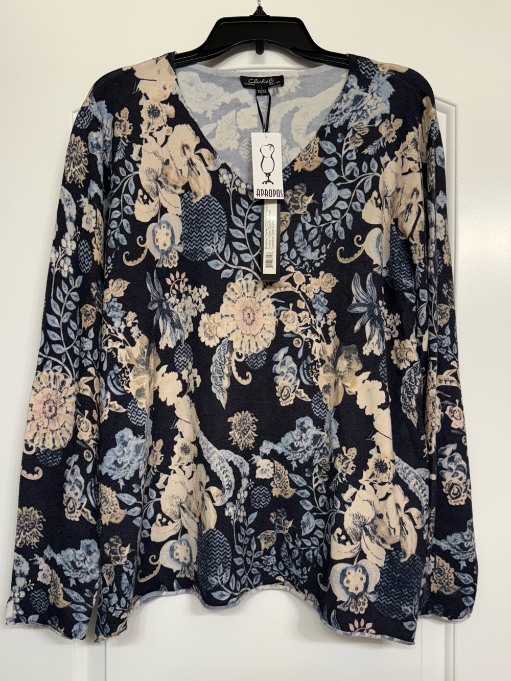 CHARLIE B Navy Floral V-Neck Sweatshirt
